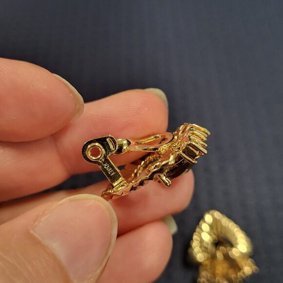 Monet vintage earrings! - Picture 4 of 8